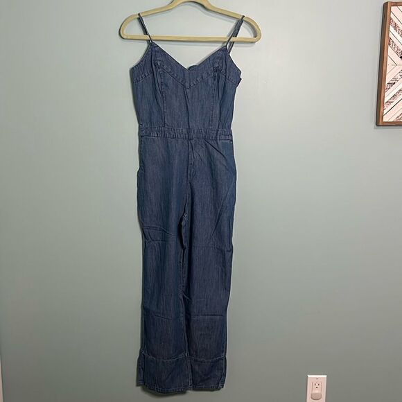 Abercrombie Chambray Denim Tie Back Jumpsuit - Picture 2 of 8